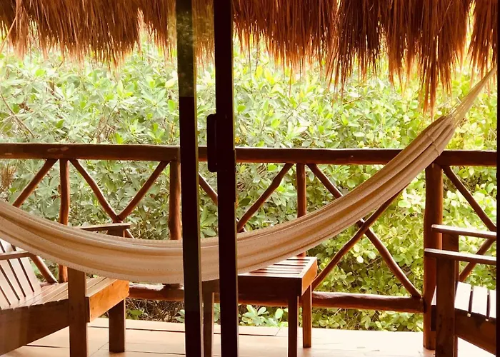 - Aldea Mangle & Cenote Lodge